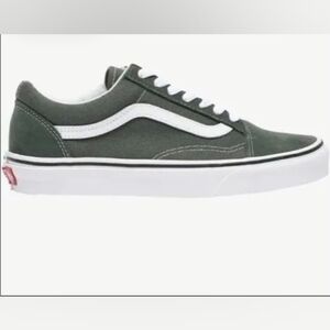 NWOB Vans Classic Old Skool Shoes Size 6 Mens Size 7.5 Women
